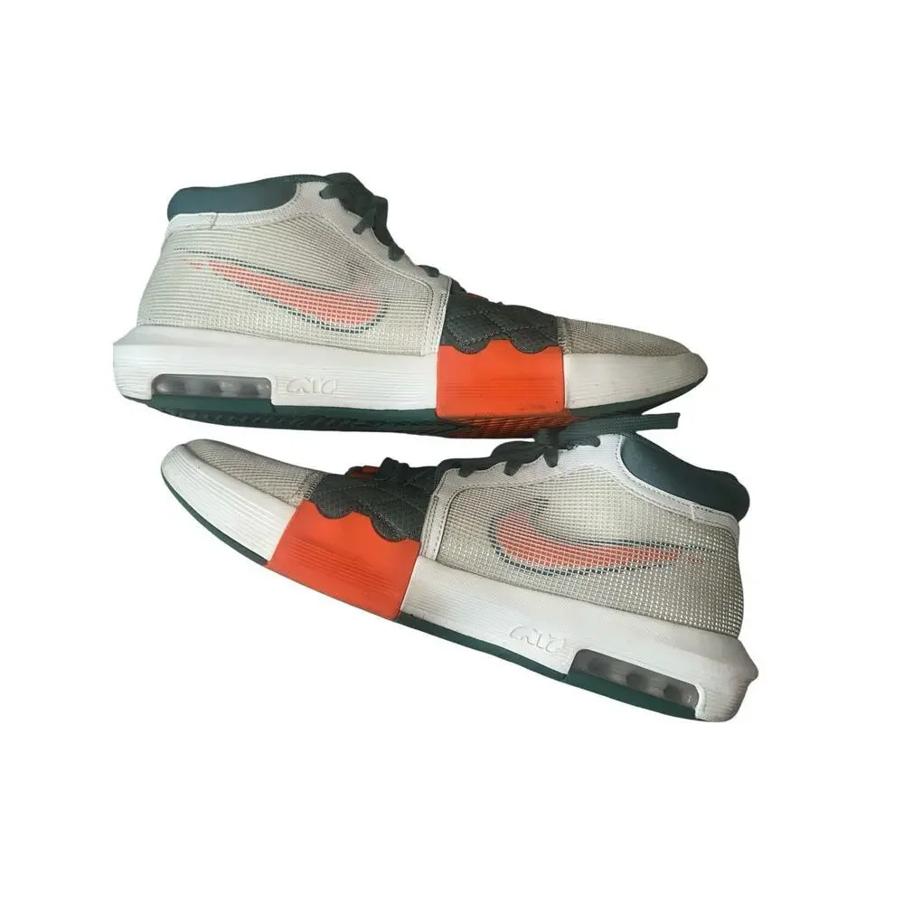 Nike preowned visible